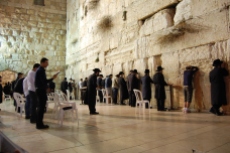 rezando-en-el-muro-occidental-praying-on-the-western-wall_6418026173_o